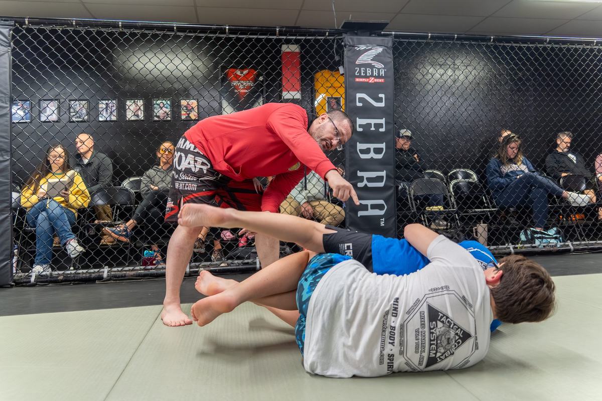 Grappling drill on the main mat